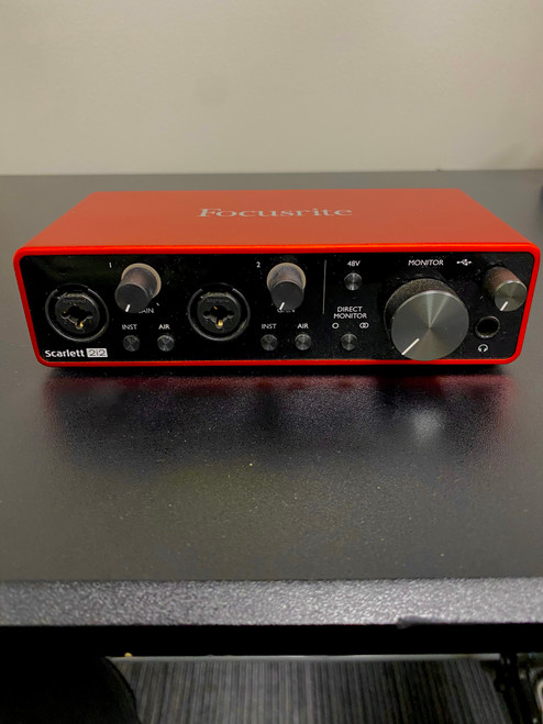 Vist Large View of Product Image Which is Used Focusrite SCARLET 2I2 3RD GEN Computer Interface 2 A/D Recording Inputs