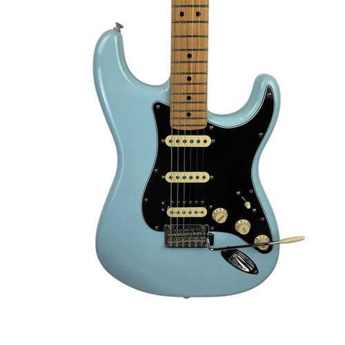 Vist Large View of Product Image Which is Used Fender LIMITED EDITION PLAYER STRAT S Type Electric Guitar Blue 6-String