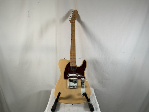 Vist Large View of Product Image Which is Used Fender 2006 DELUXE NASHVILLE TELE MIM T Type Electric Guitar Yellow 6-String