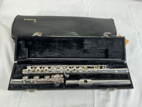 Vist Large View of Product Image Which is Used Gemeinhardt 3SB SOLID SILVER OPEN-HOLE FLUTE Solid Silver Flute