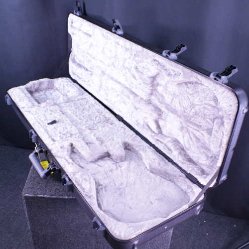 Vist Large View of Product Image Which is Used Fender BASS CASE TSA Guitar Case
