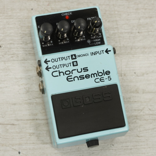 Vist Large View of Product Image Which is Used Boss CE-5 Chorus Ensemble Chorus Pedal