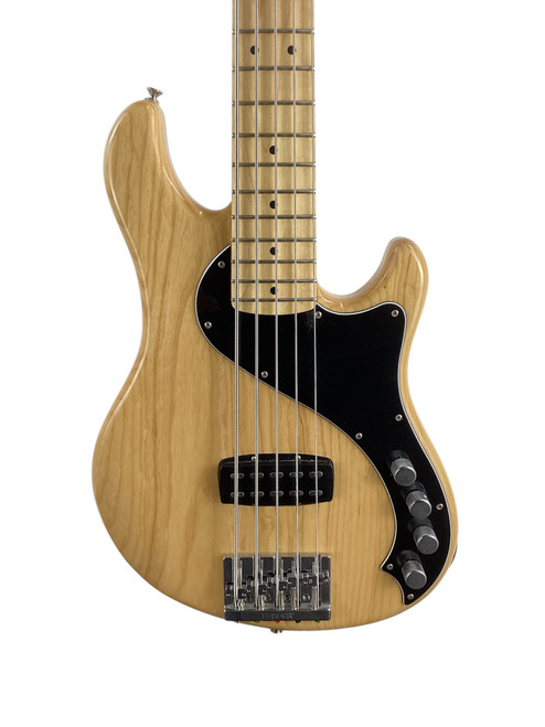 Vist Large View of Product Image Which is Used Fender DELUXE DIMENSION V MIM 2013