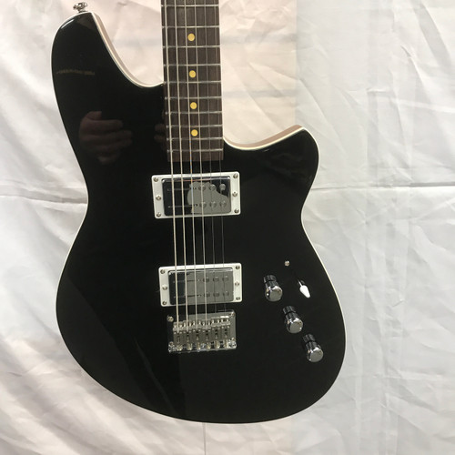 Vist Large View of Product Image Which is Used Reverend DESCENT Offset Double Cutaway Electric Guitar Black Baritone