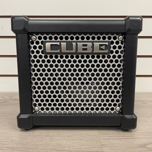 Vist Large View of Product Image Which is Used - Roland MICRO CUBE GX W/AC Solid State Guitar Combo 