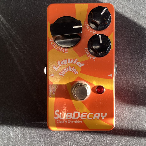 Vist Large View of Product Image Which is Used Subdecay LIQUID SUNSHINE Distortion Pedal