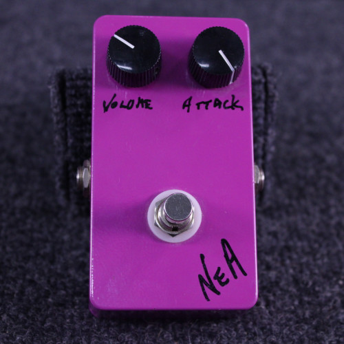 Vist Large View of Product Image Which is Used NEA FUZZ FACE CLONE COOL Fuzz Pedal