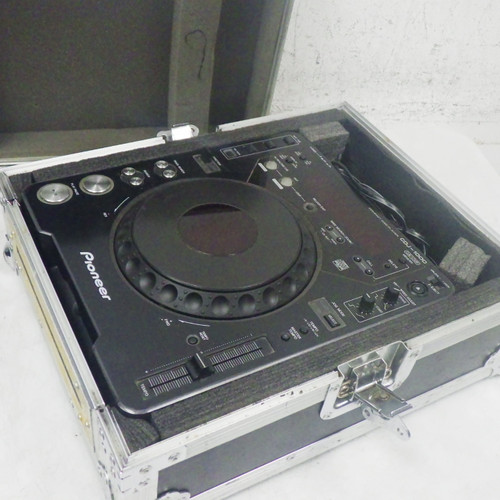 Vist Large View of Product Image Which is Used Pioneer CDJ-1000 WITH CASE CD Player