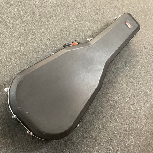 Vist Large View of Product Image Which is Used Gator CASE - ACOUSTIC Guitar Case