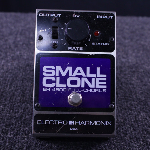 Vist Large View of Product Image Which is Used Electro Harmonix (E/H) SMALL CLONE CHORUS PEDAL Chorus Pedal