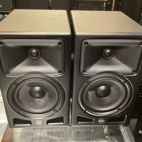 Vist Large View of Product Image Which is Used RCF AYRA PRO6 Powered Studio Monitor