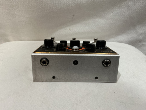Vist Large View of Product Image Which is Used Beetronics ROYAL JELLY Fuzz Pedal