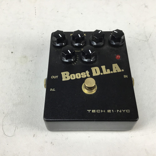 Vist Large View of Product Image Which is Used Tech 21 BOOST D.L.A. Boost Pedal