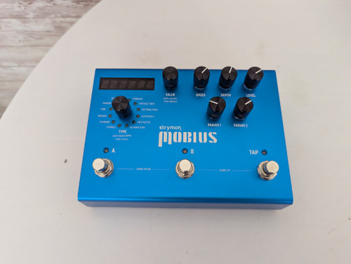 Vist Large View of Product Image Which is Used Strymon MOBIUS MULTIDIMENSIONAL Pedal