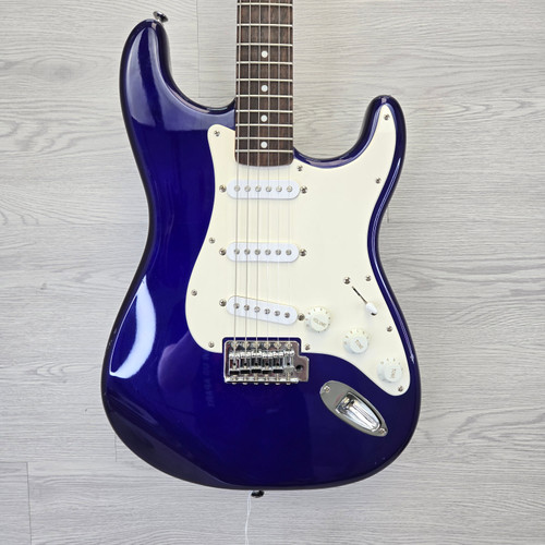 Vist Large View of Product Image Which is Used Squier AFFINITY STRAT Electric Guitar Blue 6-String