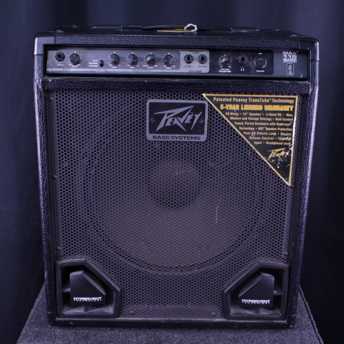 Vist Large View of Product Image Which is Used Peavey MAX 115 BASS AMP 1 x 15 Bass Combo Amplifier 1 x 15