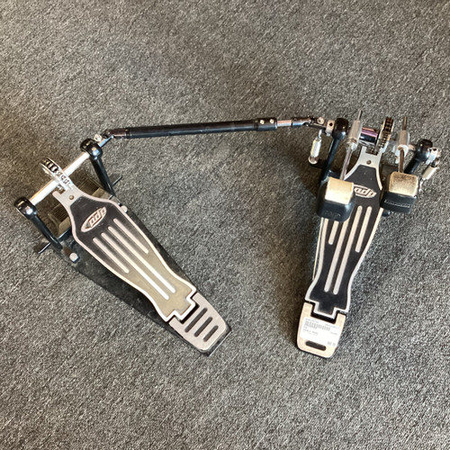Vist Large View of Product Image Which is Used PDP DOUBLE PEDAL Kick Drum Pedal
