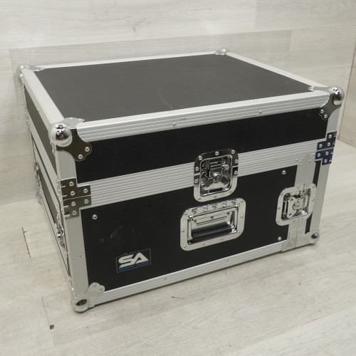 Vist Large View of Product Image Which is Used Mixer Rack Case