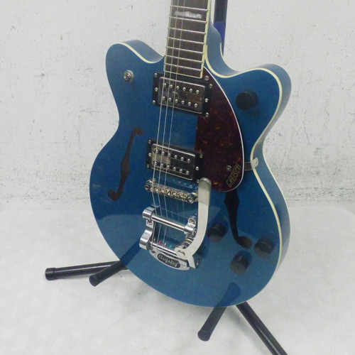 Vist Large View of Product Image Which is Used Gretsch G2657T OCN TRQ Semi-Hollow Electric Guitar Blue 6-String