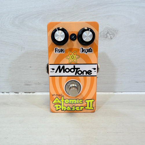 Vist Large View of Product Image Which is Used Modtone ATOMIC PHASER II Guitar Effect