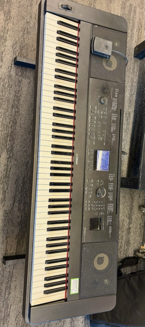 Vist Large View of Product Image Which is Used Yamaha DGX-660 PORTABLE GRAND 88-Key Keyboard 88-key