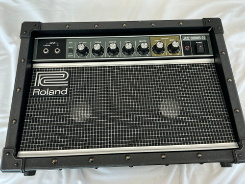 Vist Large View of Product Image Which is Used Roland JAZZ CHORUS 22 2 x 10 Solid State Amplifier 2 x 10