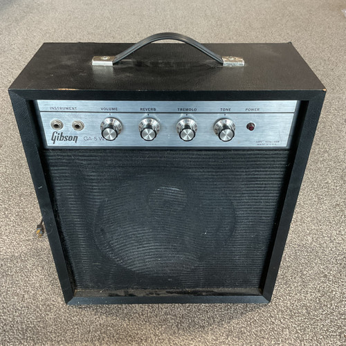 Vist Large View of Product Image Which is Used GIBSON GA-5 WTR Solid State Guitar Amplifier
