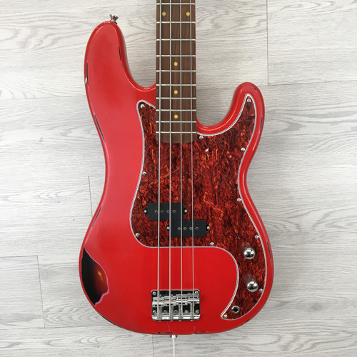 Vist Large View of Product Image Which is Used Brandless P-Type Bass Guitar Red 4-String