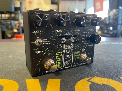 Vist Large View of Product Image Which is Used Walrus Audio SLOER L.E. ONYX SERIES Reverb Pedal