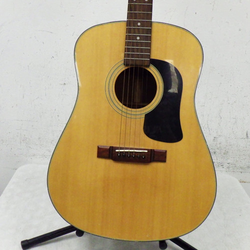 Vist Large View of Product Image Which is Used Washburn D-10N Acoustic Guitar Natural