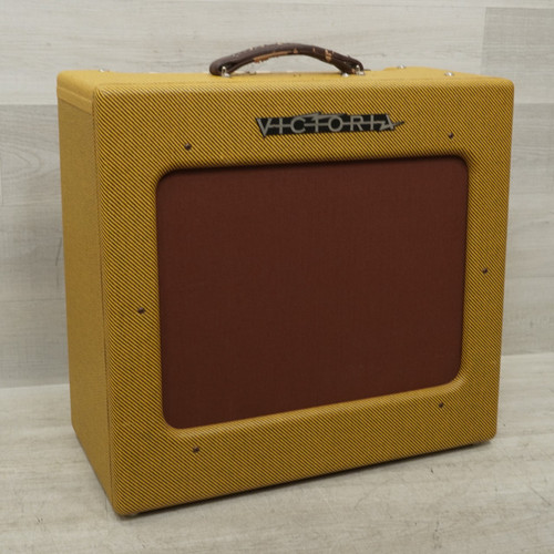 Vist Large View of Product Image Which is Used Victoria Amps Regal II 1x15 Tube Combo Amplifier
