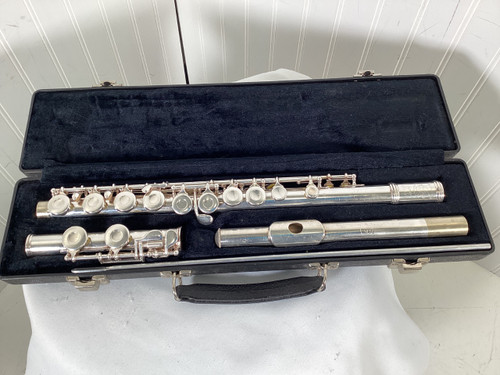 Vist Large View of Product Image Which is Used Gemeinhardt 22 SP Student Flute