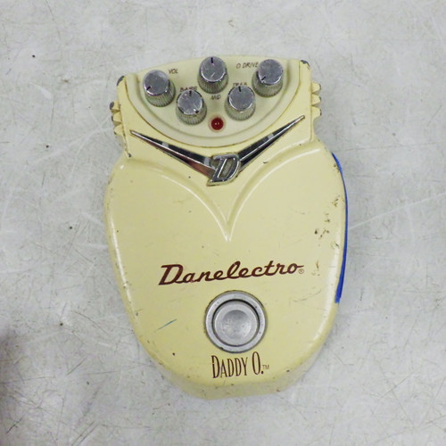 Vist Large View of Product Image Which is Used Danelectro DADDY O Guitar Effects Pedal