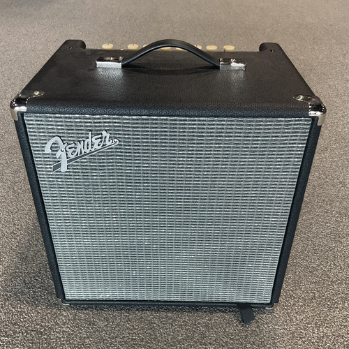 Vist Large View of Product Image Which is Used FENDER RUMBLE 40 Bass Combo Amplifier