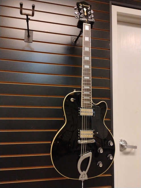 Vist Large View of Product Image Which is Used De Armond M-75 Electric Guitar Black 6-String