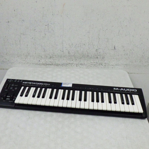 Vist Large View of Product Image Which is Used M-Audio KEYSTATION 49ES 49-Key Controller 49-Key