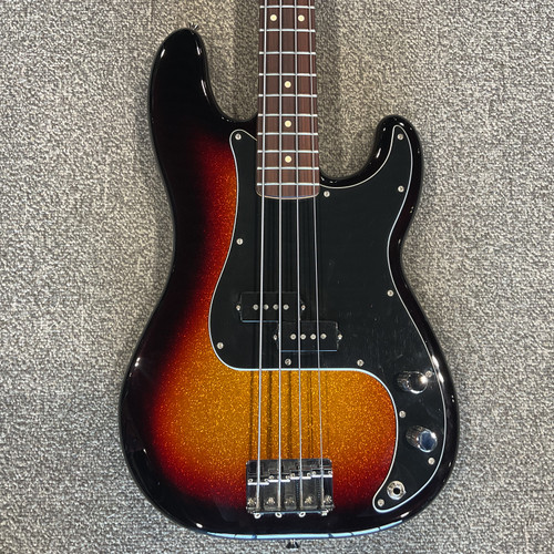 Vist Large View of Product Image Which is Used 2025 FENDER LE PLAYER II PRECISION Bass Guitar