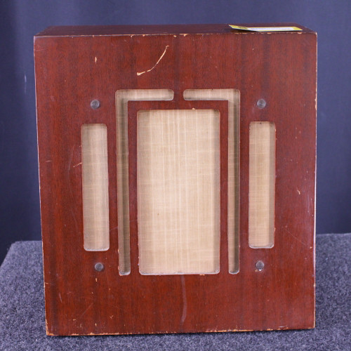 Vist Large View of Product Image Which is Used Fender UTAH SPEAKER IN SMALL CAB 1 x 12 Guitar Speaker Cabinet 1 x 12