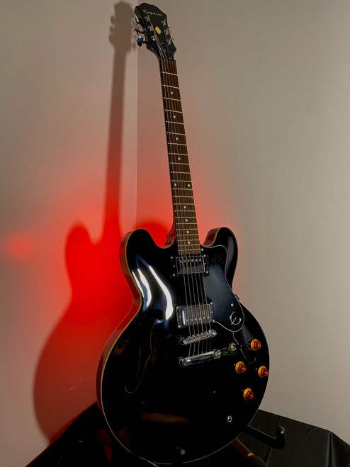 Vist Large View of Product Image Which is Used Epiphone DOT EB Semi-Hollow Electric Guitar Black 6-String