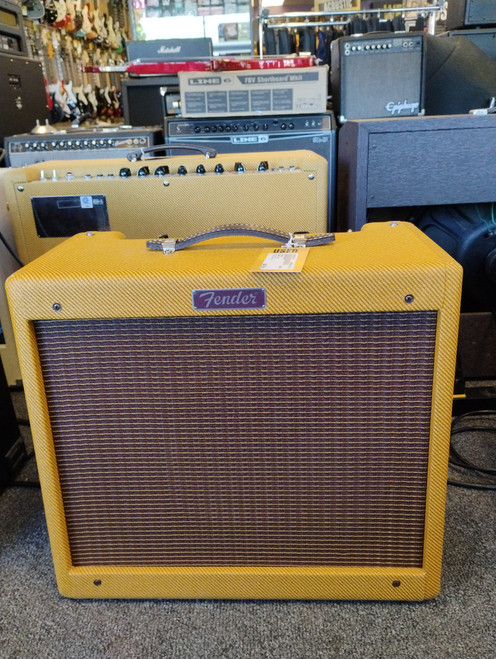 Vist Large View of Product Image Which is Used Fender BLUES JR Tube Guitar Amp 1 x 12