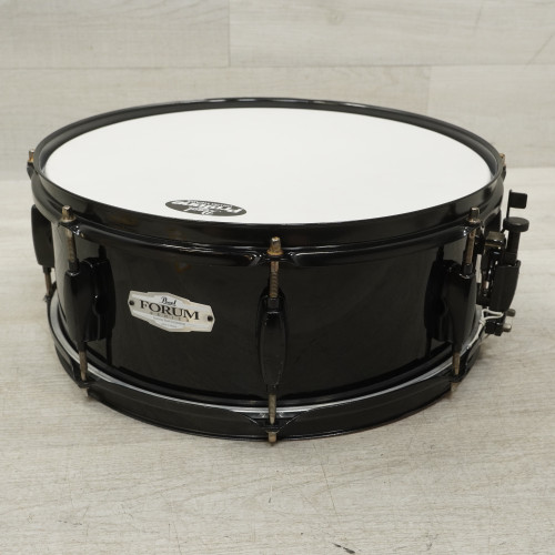 Vist Large View of Product Image Which is Used Pearl 14x5.5 Forum Wood Snare Drum