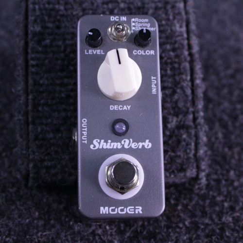 Vist Large View of Product Image Which is Used Mooer SHIMVERB Delay Pedal