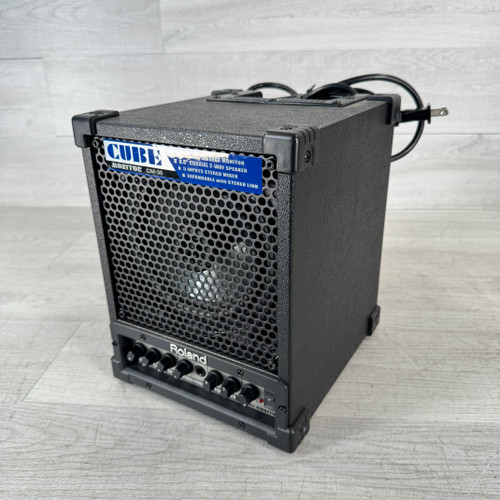 Vist Large View of Product Image Which is Used Roland CM-30 CUBE - 30-watt 6.5-inch 2-way Portable Active Monitor