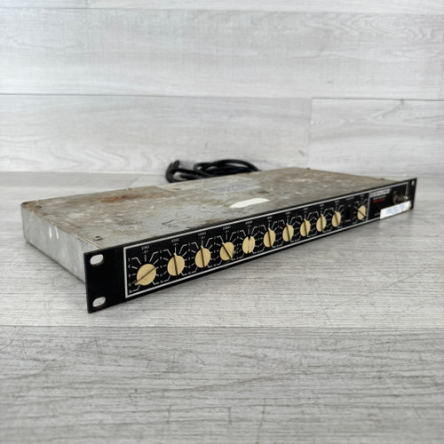 Vist Large View of Product Image Which is Used Shure Vintage SR107 Equalizer