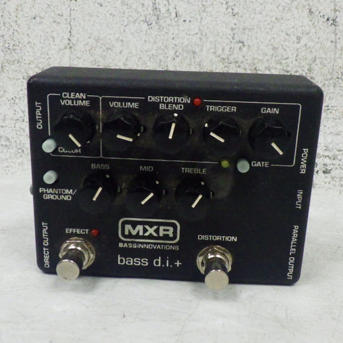 Vist Large View of Product Image Which is Used MXR BASS D.I. + Bass Pre-Amp Pedal