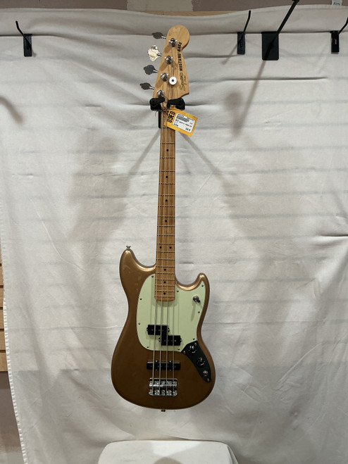 Vist Large View of Product Image Which is Used Squier PARTS CASTER W/ FENDER MIM BODY Bass Guitar Goldtop 4-String