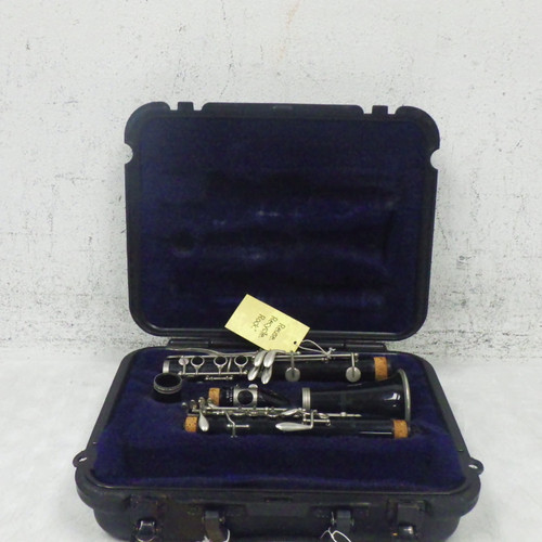 Vist Large View of Product Image Which is Used Selmer 1401 CLARINET WITH CASE Resonite Clarinet