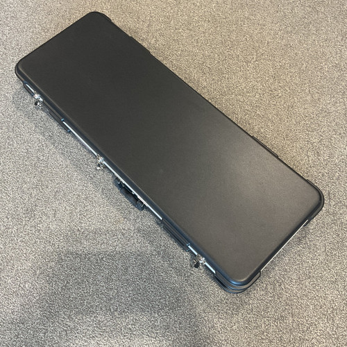 Vist Large View of Product Image Which is Used ROAD RUNNER HARD SHELL ELECTRIC CASE