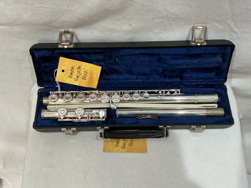 Vist Large View of Product Image Which is Used Gemeinhardt M2 Student Flute