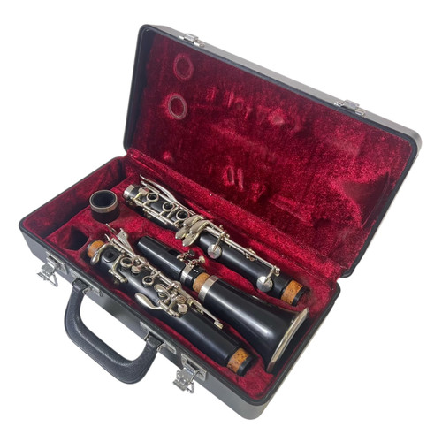 Vist Large View of Product Image Which is Used Jupiter JCL-635 Student Clarinet